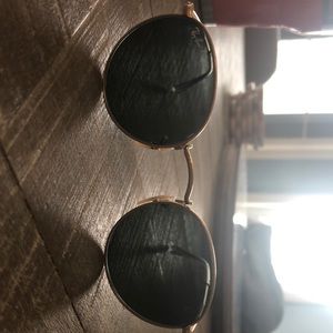 Ray ban polarized sunglasses. Authentic